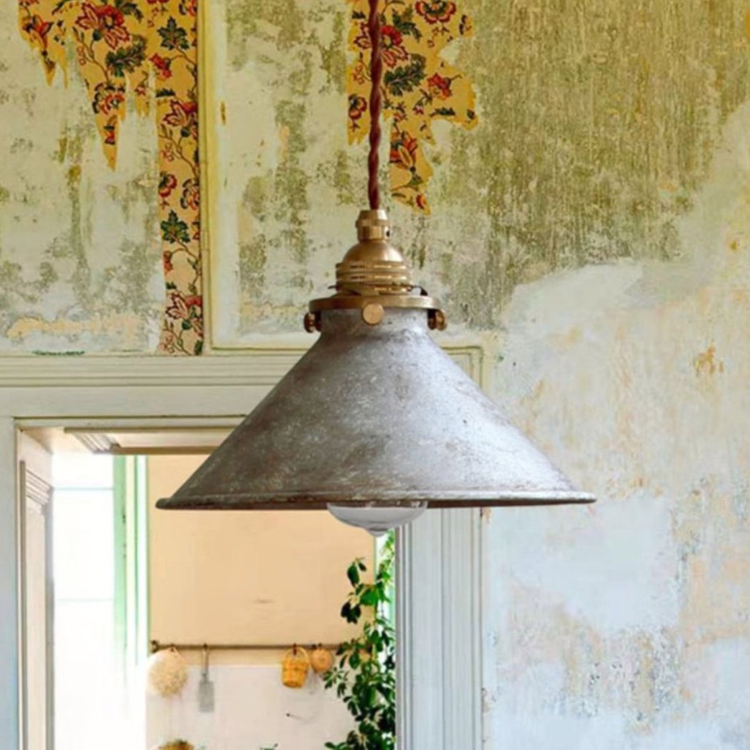 Vintage Ijzeren Hanglamp In Industri le Stijl Verlichting Trends vintage-ijzeren-hanglamp-in-industri-le-stijl-verlichting-trends