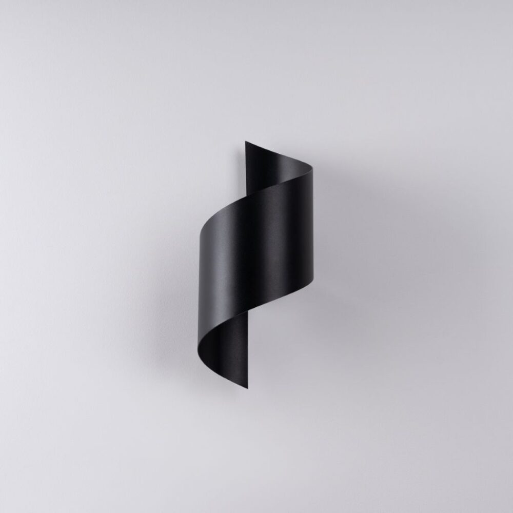 Design wandlamp in spiraalvorm