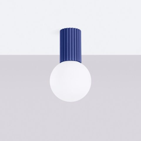 Moderne plafondkroonluchter in uitgesproken kleuren